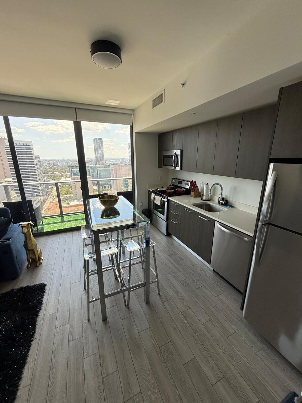 Downtown Brickell Penthouse With Breathtaking Views Miami