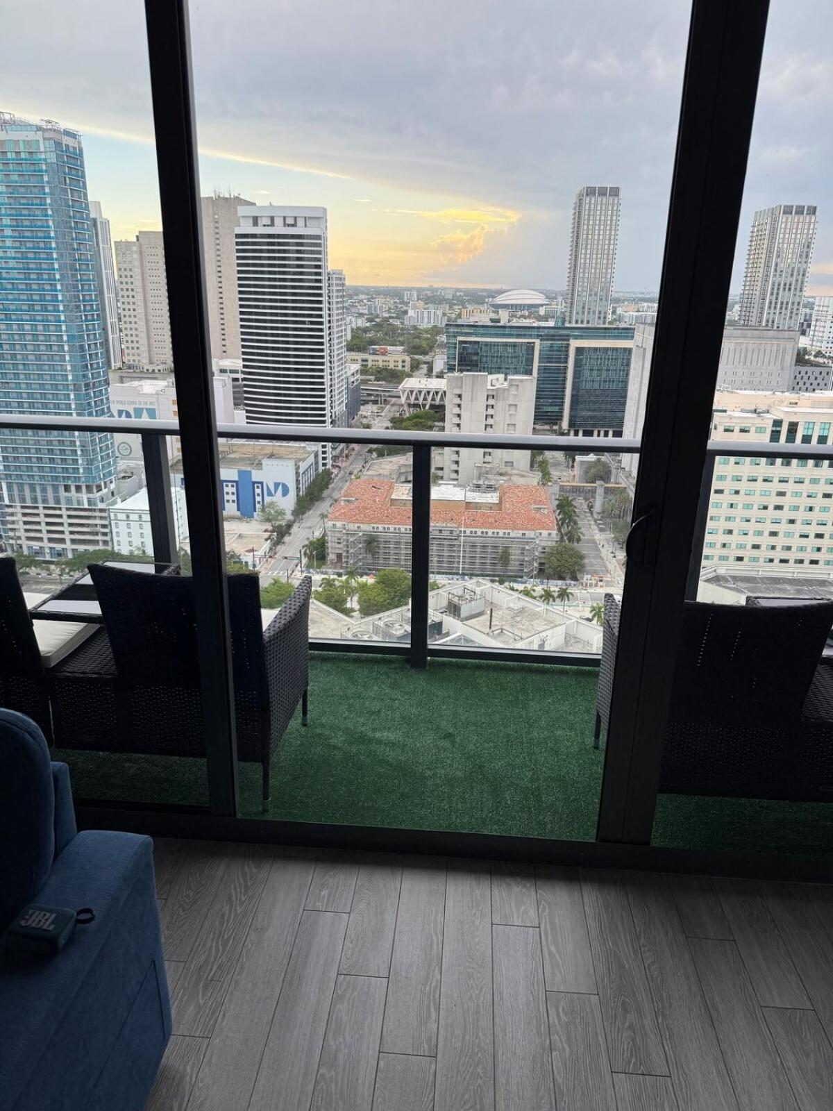 Downtown Brickell Penthouse With Breathtaking Views Apartment