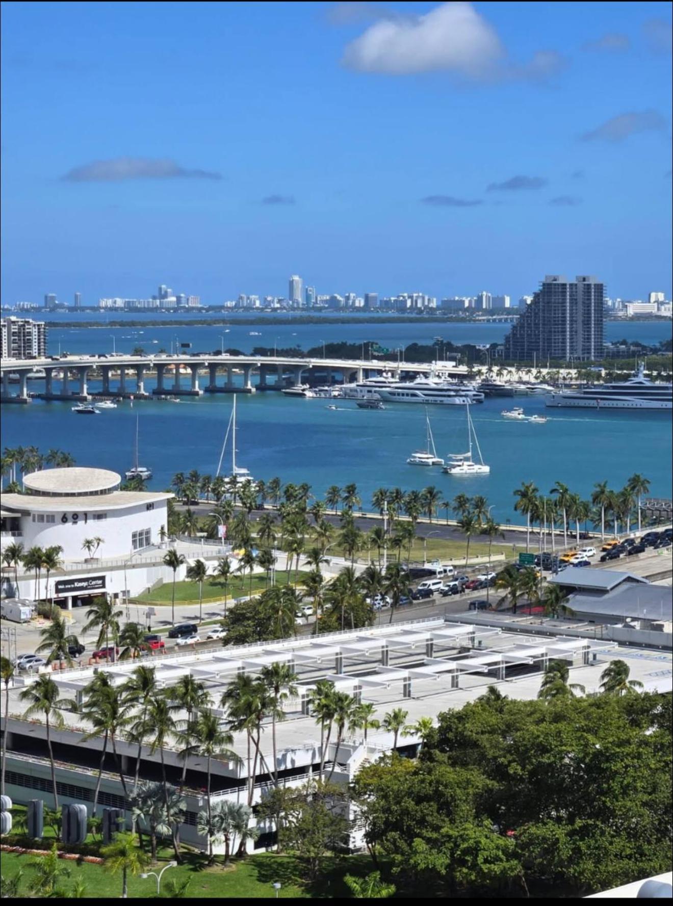 Downtown Brickell Penthouse With Breathtaking Views